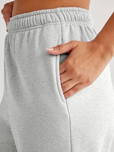 AUTOMET Womens oversized padded cargo sweatpants