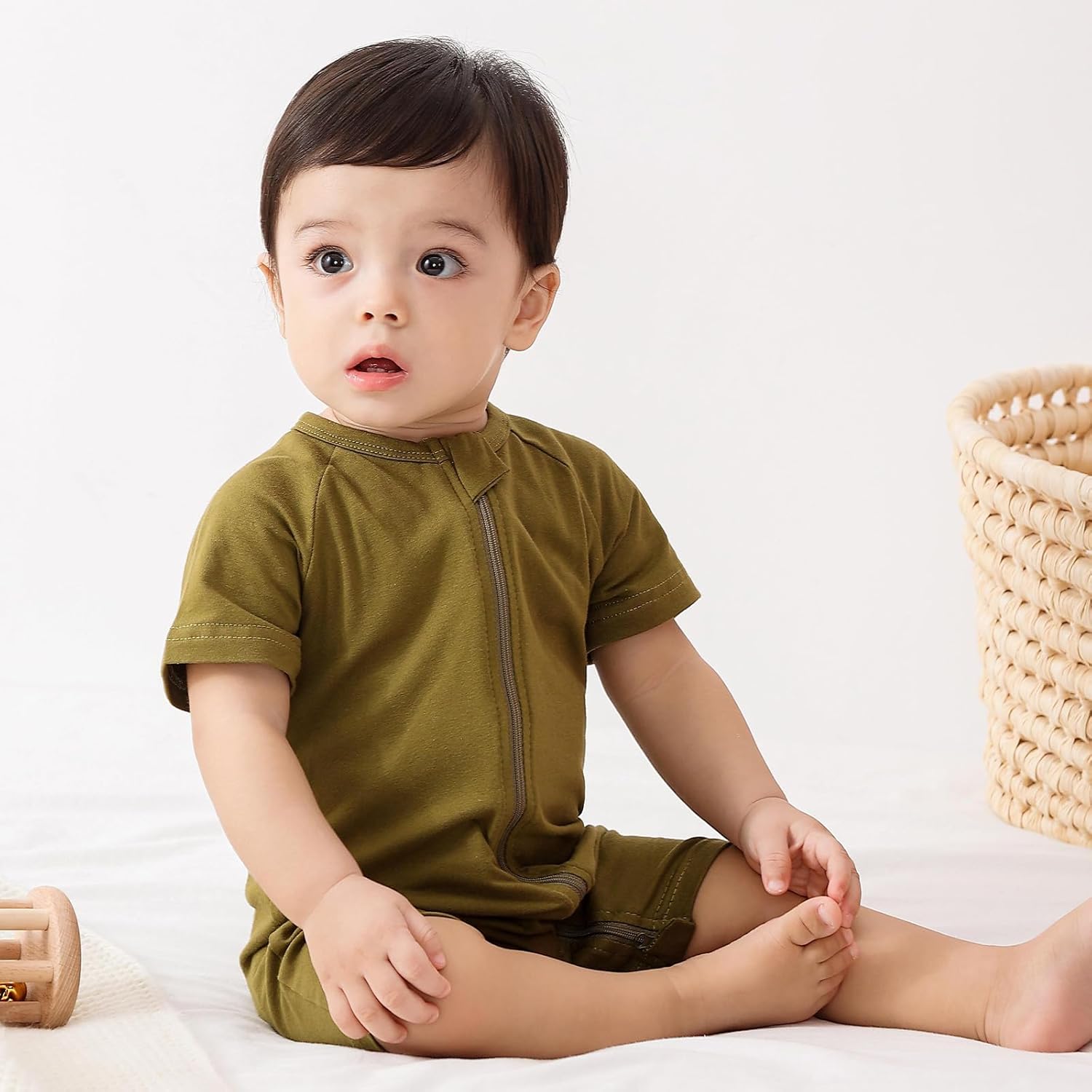 BeVSlley 2-Piece Baby Romper Set for Boys and Girls